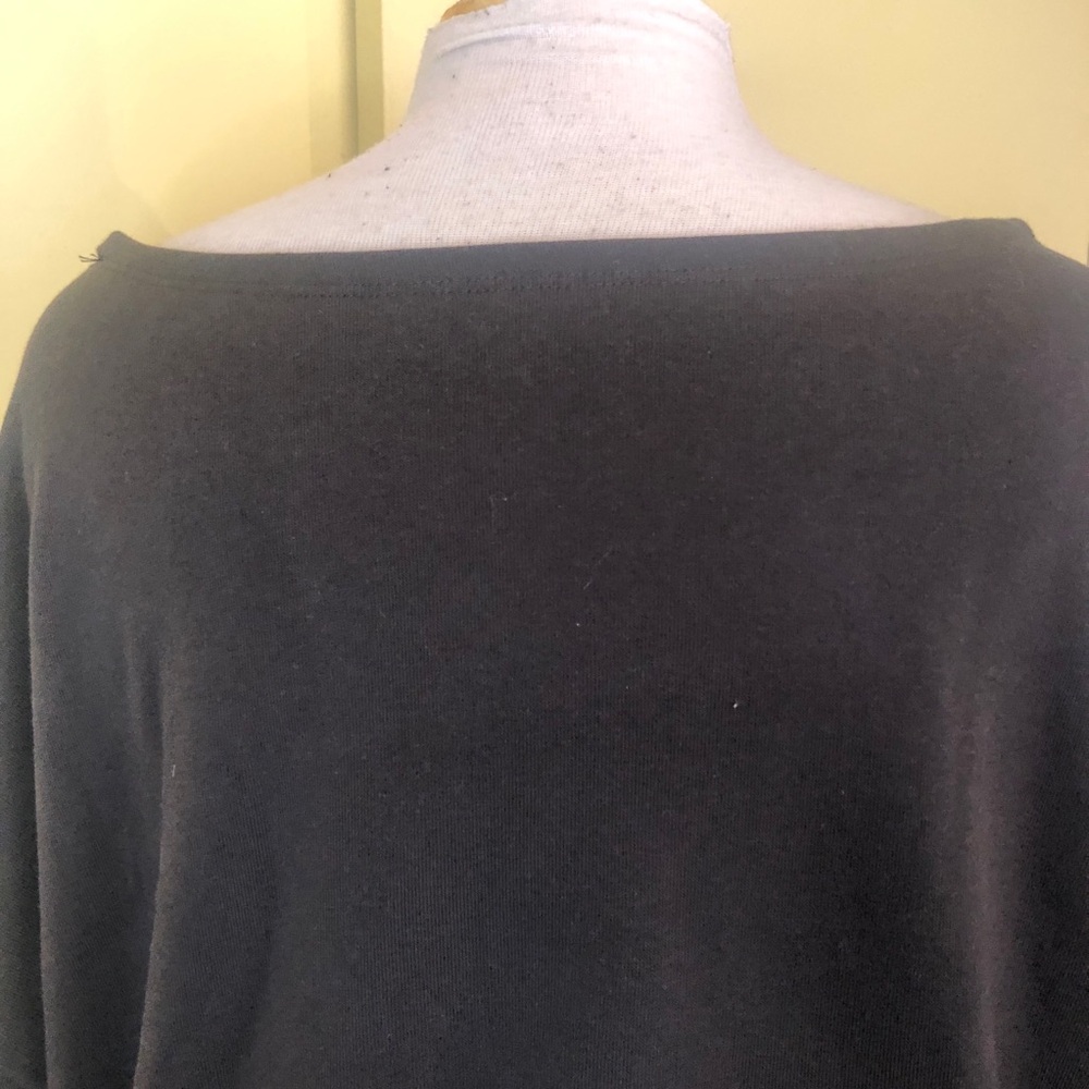 Disney x Target Cinderella Black Sweatshirt. - Picture 4 of 9